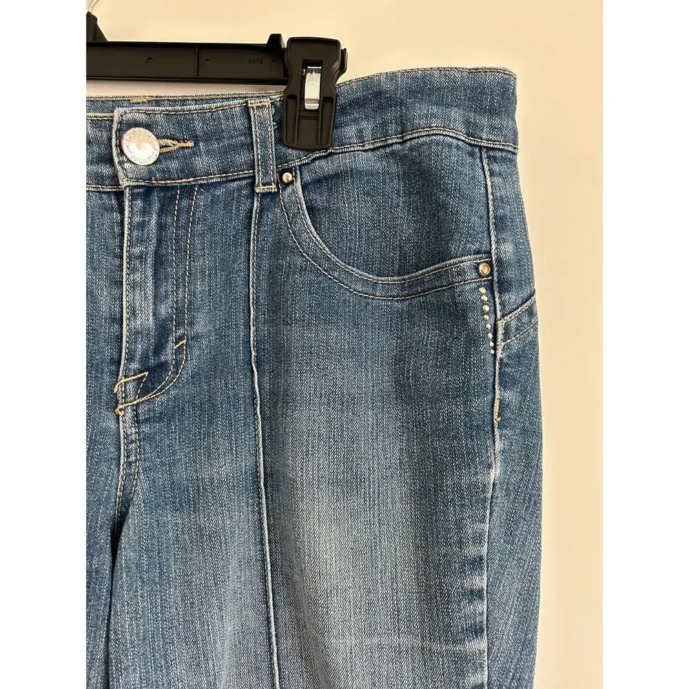 Style & Co. Bottoms Up Jeans - Size 10 Straight Leg - Picture 2 of 7
